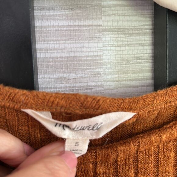 Madewell rust pumpkin color brown ribbed lightweight long sleeve sweater size S - Picture 2 of 4